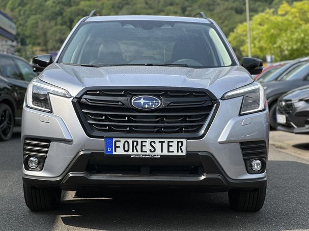 Subaru Forester 2.0ie Platinum 110 kW image number 3