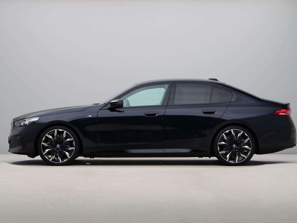 BMW i5 M60 xDrive 442 kW image number 11