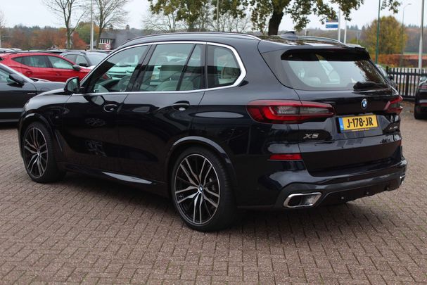 BMW X5 45e xDrive 294 kW image number 2