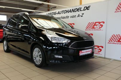 Car image 2