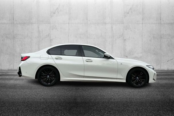 BMW 330i xDrive 180 kW image number 6