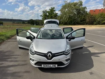 Car image 40