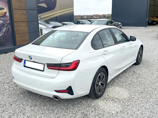 BMW 318i 115 kW image number 4