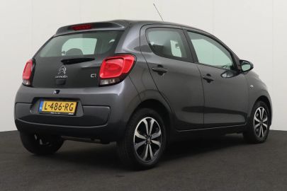 Car image 4