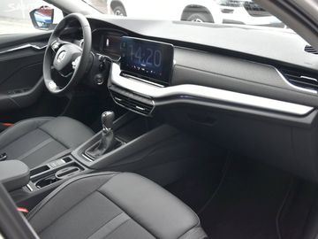 Car image 35