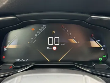 Car image 28
