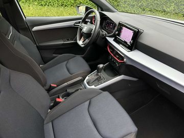 Car image 41