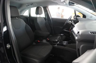 Car image 40