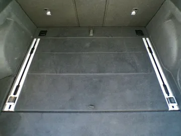 Car image 31