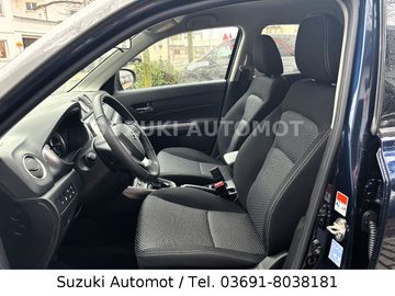 Car image 14