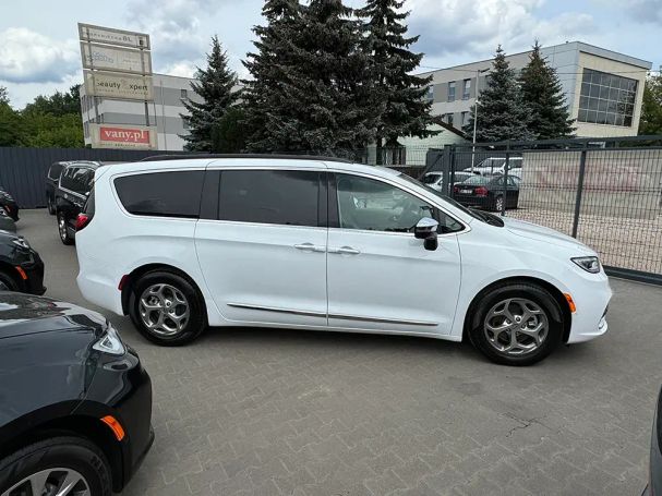 Chrysler Pacifica 208 kW image number 5