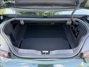 Car image 33