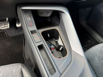 Car image 36