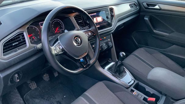 Volkswagen T-Roc 1.0 TSI 85 kW image number 6