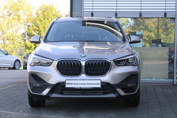 BMW X1 20i xDrive 131 kW image number 2