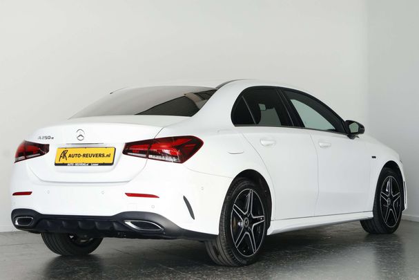 Mercedes-Benz A 250 e 160 kW image number 3