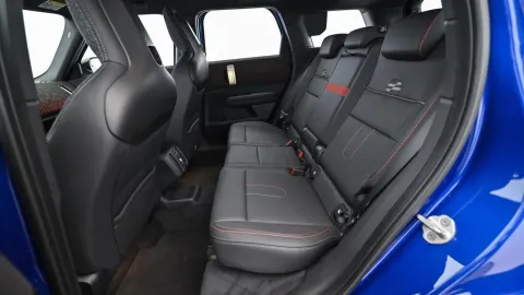 Car image 24