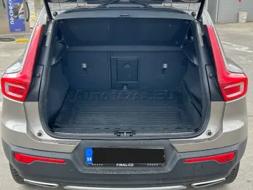 Car image 30