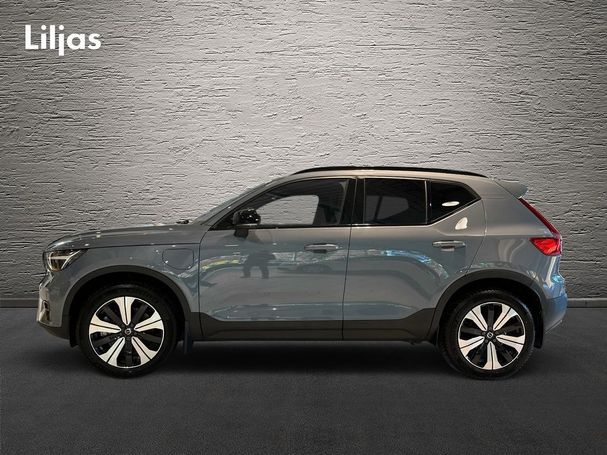 Volvo XC40 Recharge T4 Plus Dark 157 kW image number 3