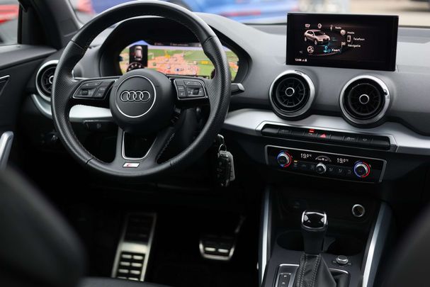 Audi Q2 35 TFSI S-line 110 kW image number 12