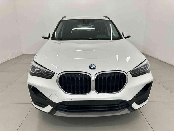 BMW X1 16d sDrive 85 kW image number 3