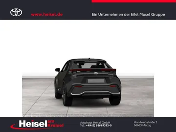 Car image 8