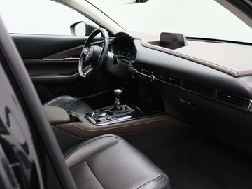 Car image 38