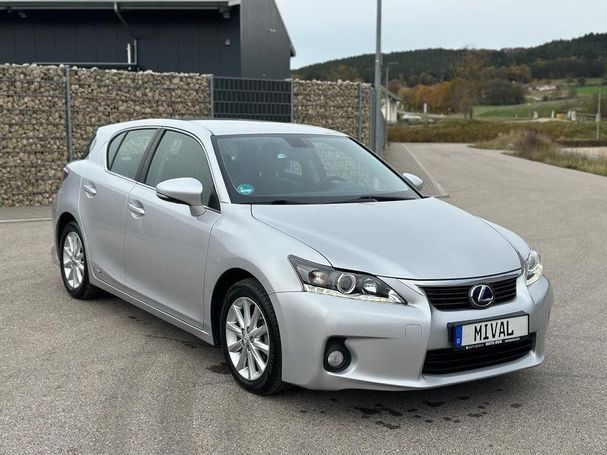 Lexus CT 200h 100 kW image number 2