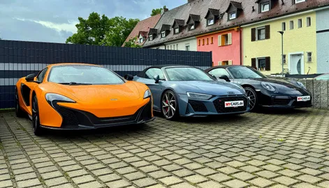 Car image 24