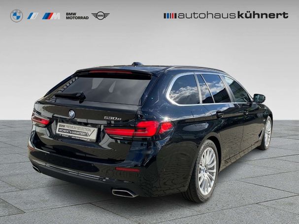 BMW 530 Touring xDrive 215 kW image number 3