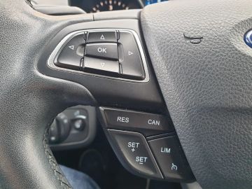 Car image 33