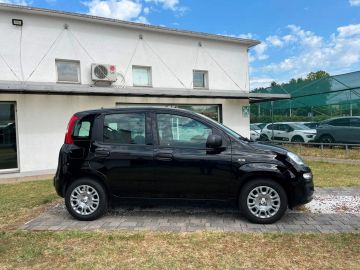 Car image 18