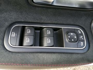 Car image 37