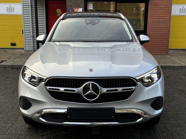 Mercedes-Benz GLC 300 e 230 kW image number 2