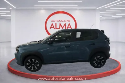 Car image 3