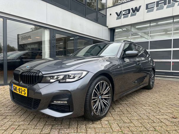 BMW 318i Touring M Sport 115 kW image number 6