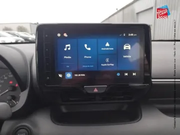 Car image 20