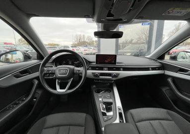 Car image 30