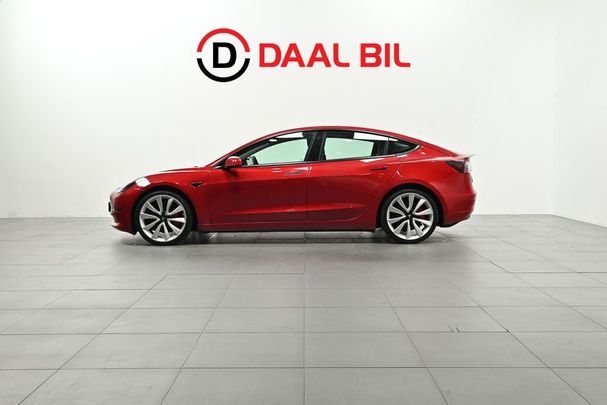 Tesla Model 3 Performance AWD 377 kW image number 5