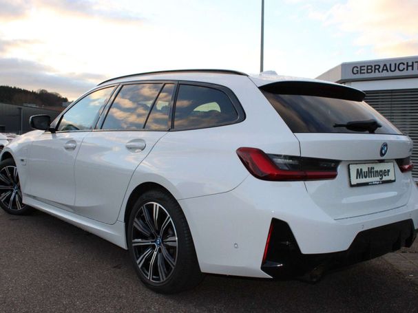 BMW 330e Touring M 215 kW image number 5