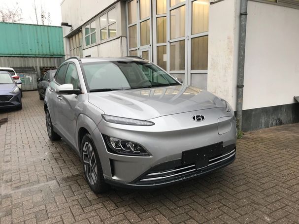 Hyundai Kona EV 100 kW image number 2