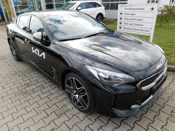 Kia Stinger 3.3 AWD GT 269 kW image number 2