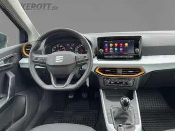 Car image 5