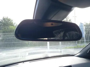 Car image 35
