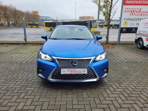 Lexus CT 200h 100 kW image number 3