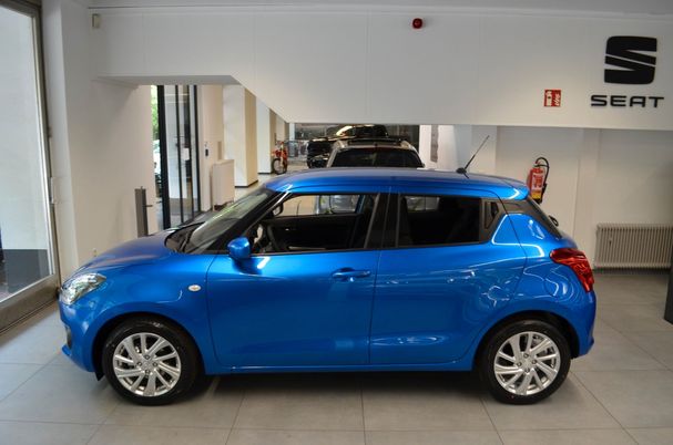 Suzuki Swift 1.2 Dualjet Hybrid Comfort CVT 61 kW image number 5