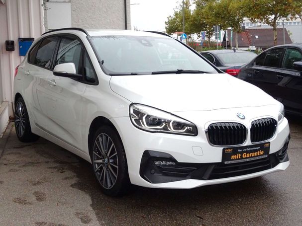 BMW 218i Sport Line 103 kW image number 2