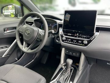 Car image 10