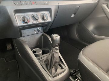 Car image 35