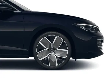Car image 25